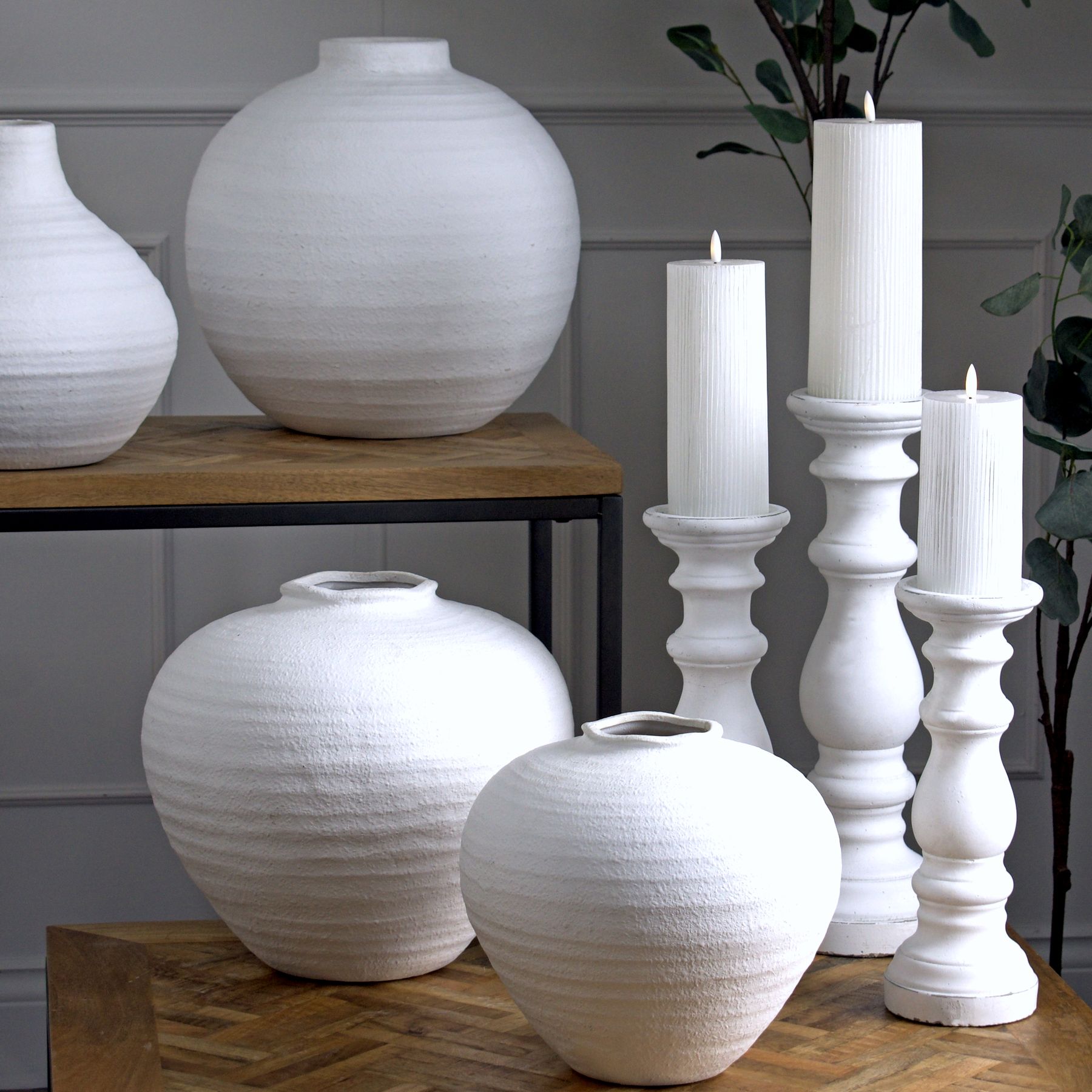 Regola Matt White Ceramic Vase 3 Regola Matt White Ceramic Vase - Image 3