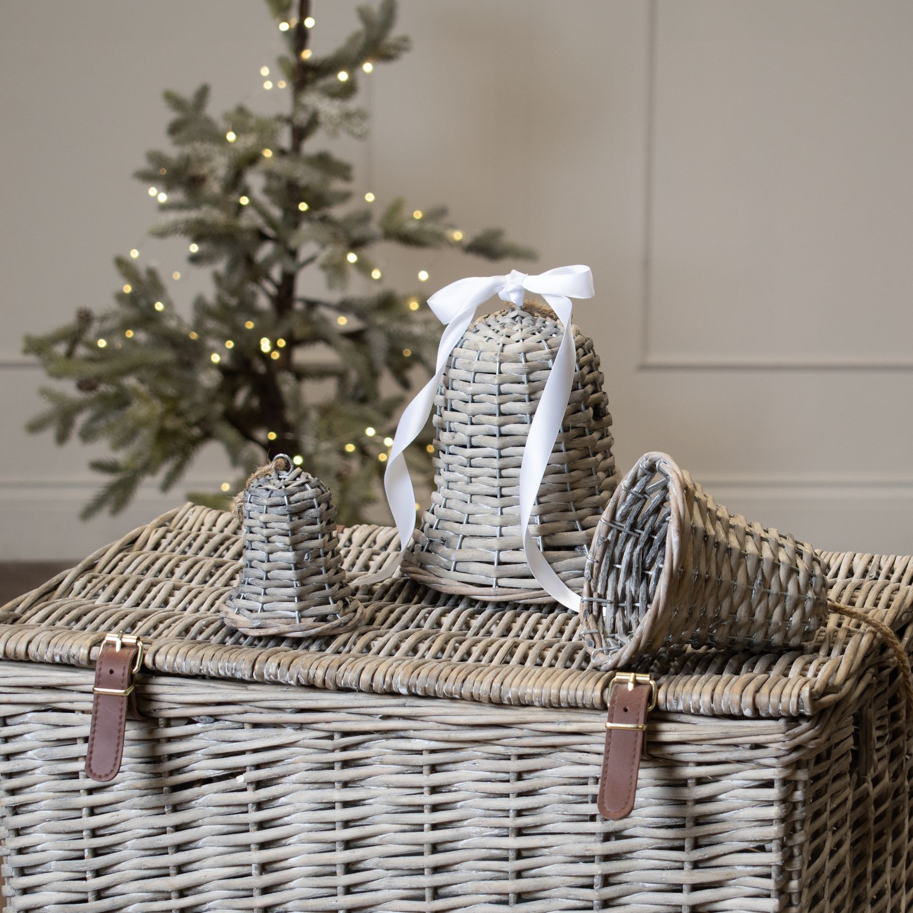The Noel Collection Small Wicker Bell Decoration 4 The Noel Collection Small Wicker Bell Decoration - Image 4